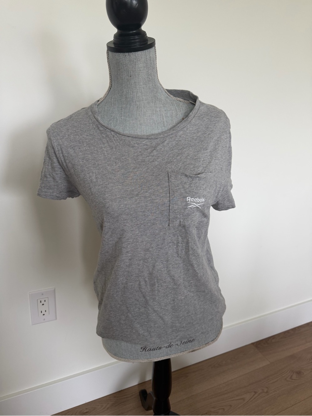 Reebok Identity Pocket T-Shirt in Medium Grey Heather